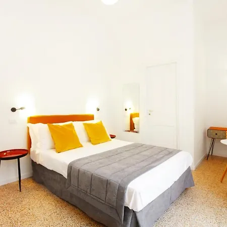 Le Quinte Del Bellini ナポリ